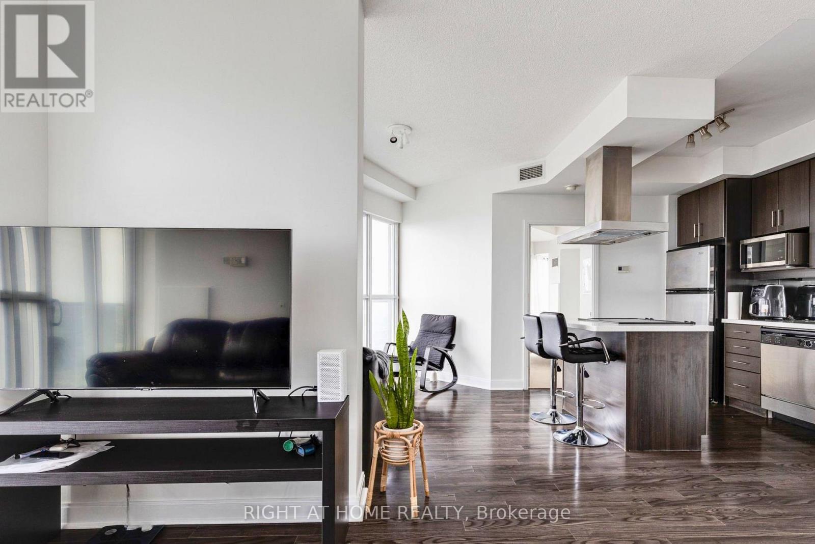 4901 - 60 Absolute Avenue, Mississauga, Ontario  L4Z 0A9 - Photo 2 - W12925528