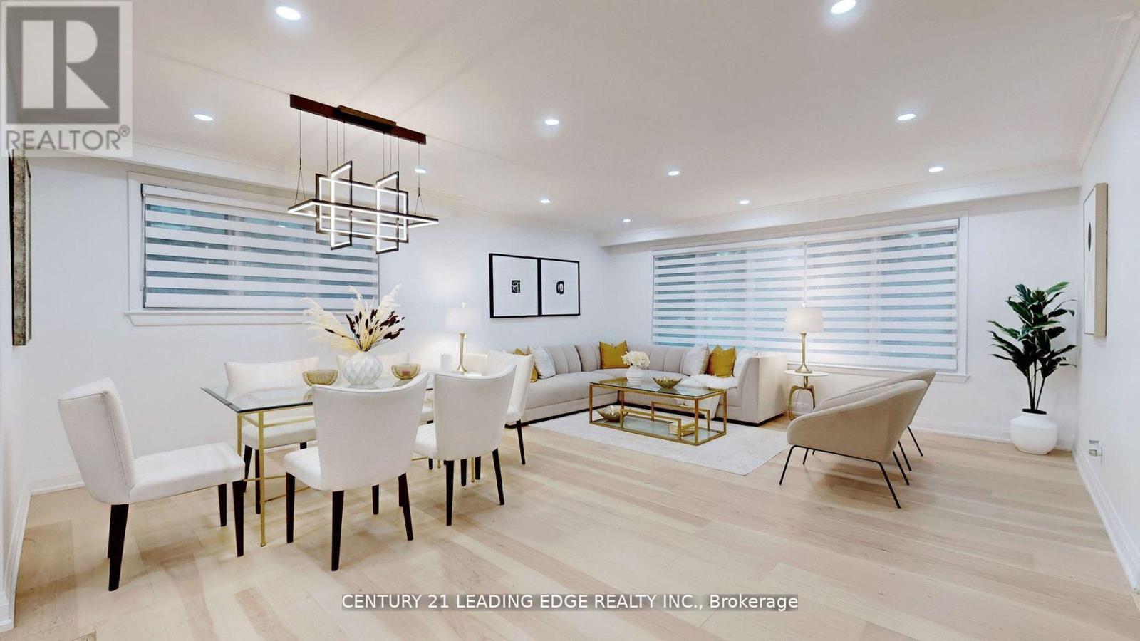 3070 O'hagan Drive, Mississauga, Ontario  L5C 2C5 - Photo 3 - W12925546