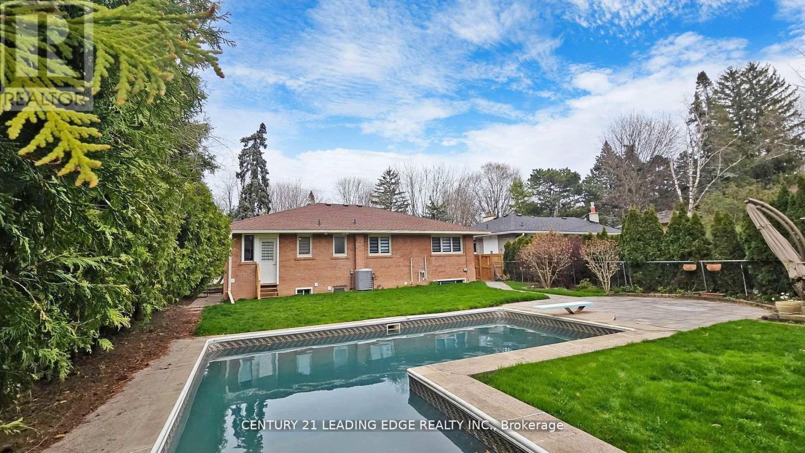 3070 O'hagan Drive, Mississauga, Ontario  L5C 2C5 - Photo 33 - W12925546