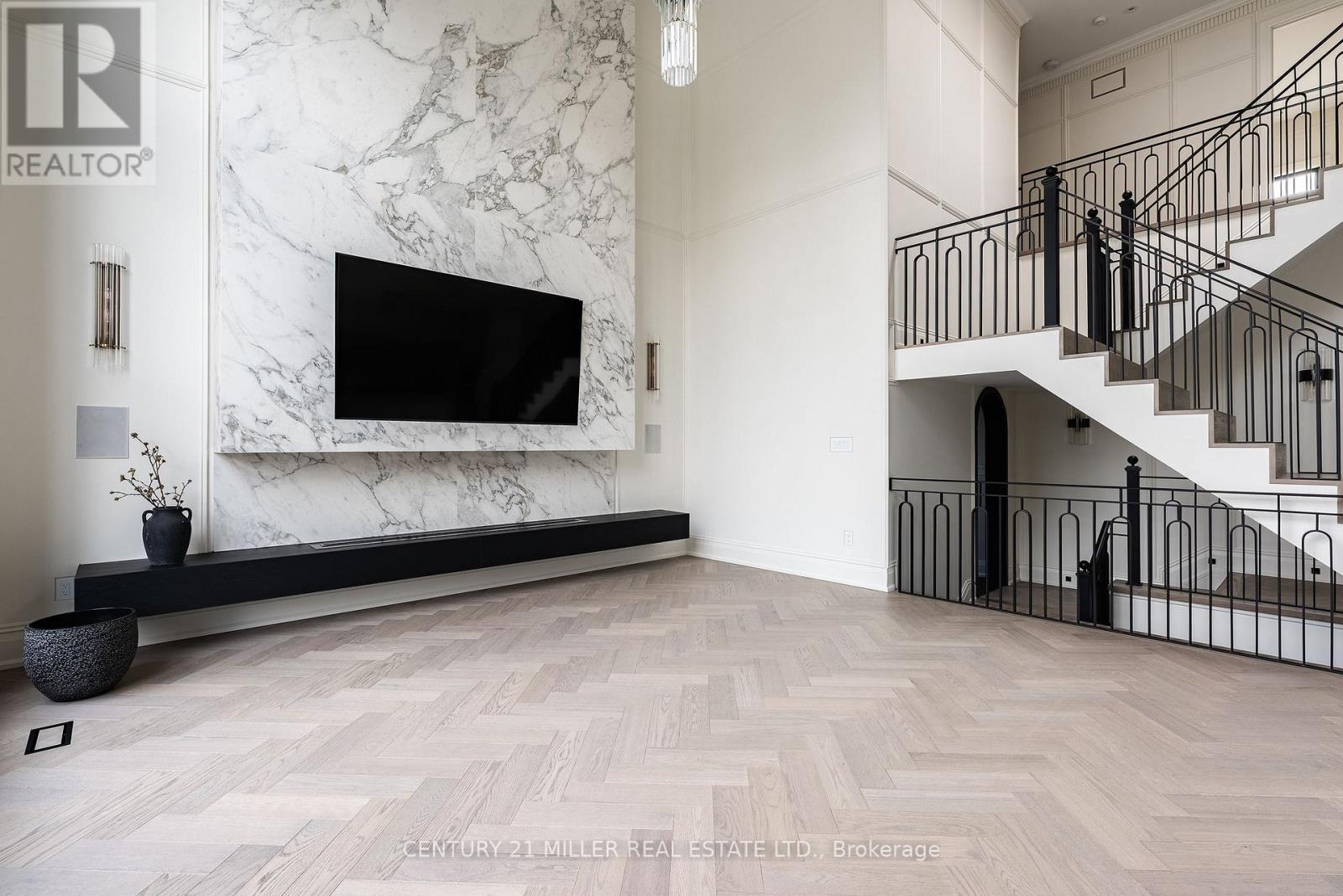 517 Stafford Drive, Oakville, Ontario  L6L 4M4 - Photo 20 - W12925558