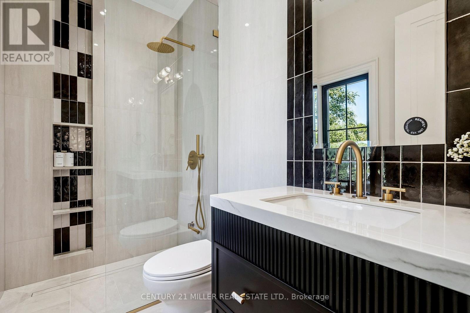 517 Stafford Drive, Oakville, Ontario  L6L 4M4 - Photo 35 - W12925558