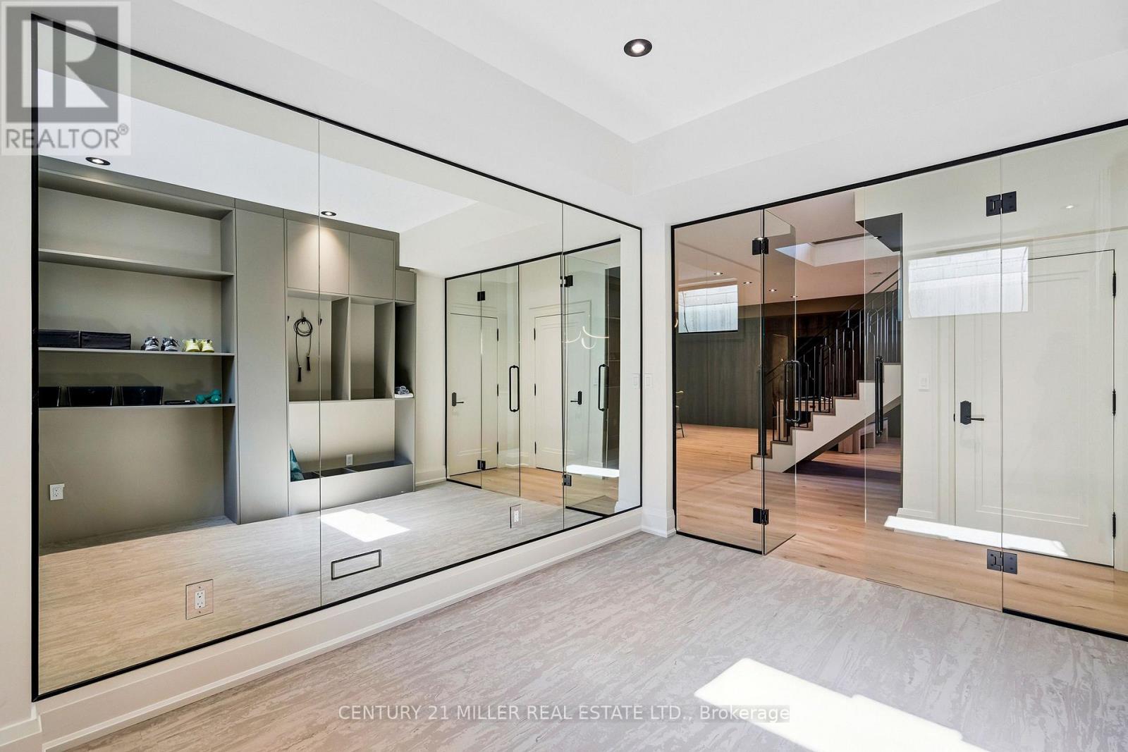 517 Stafford Drive, Oakville, Ontario  L6L 4M4 - Photo 42 - W12925558