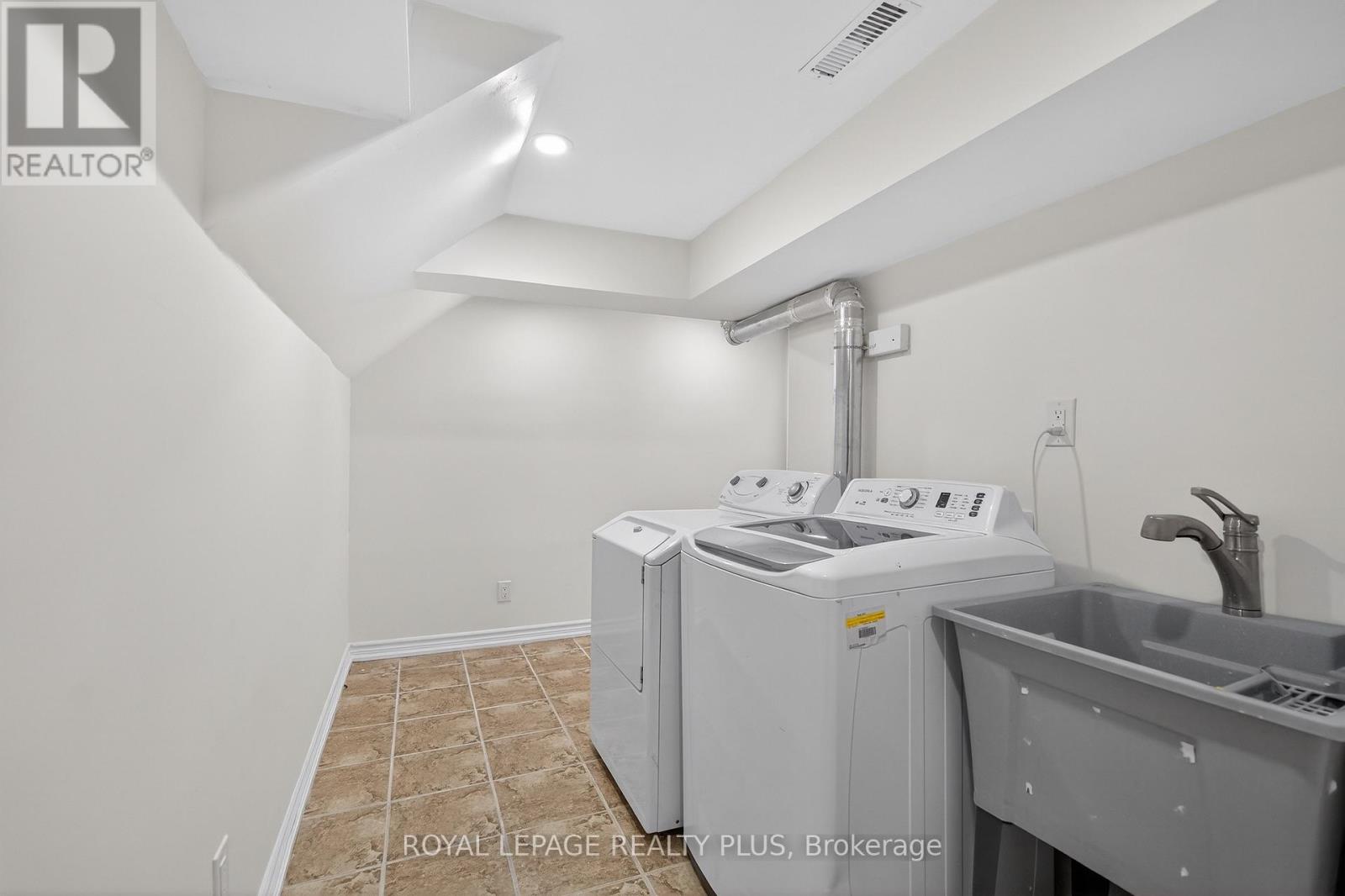 Basement - 19 Treadgold Road, Brampton, Ontario  L6P 2J4 - Photo 15 - W12925620