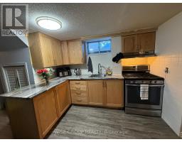 BSMT - 18 SONNET COURT, Toronto, Ontario