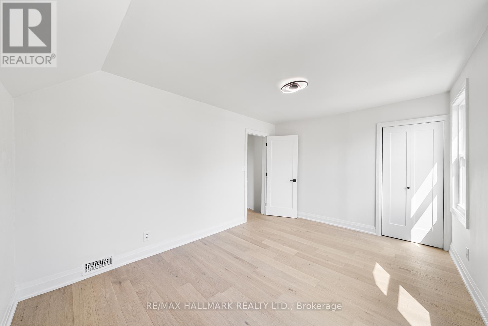 50 Watson Avenue, Toronto (Runnymede-Bloor West Village), Ontario  M6S 4E1 - Photo 27 - W12925698