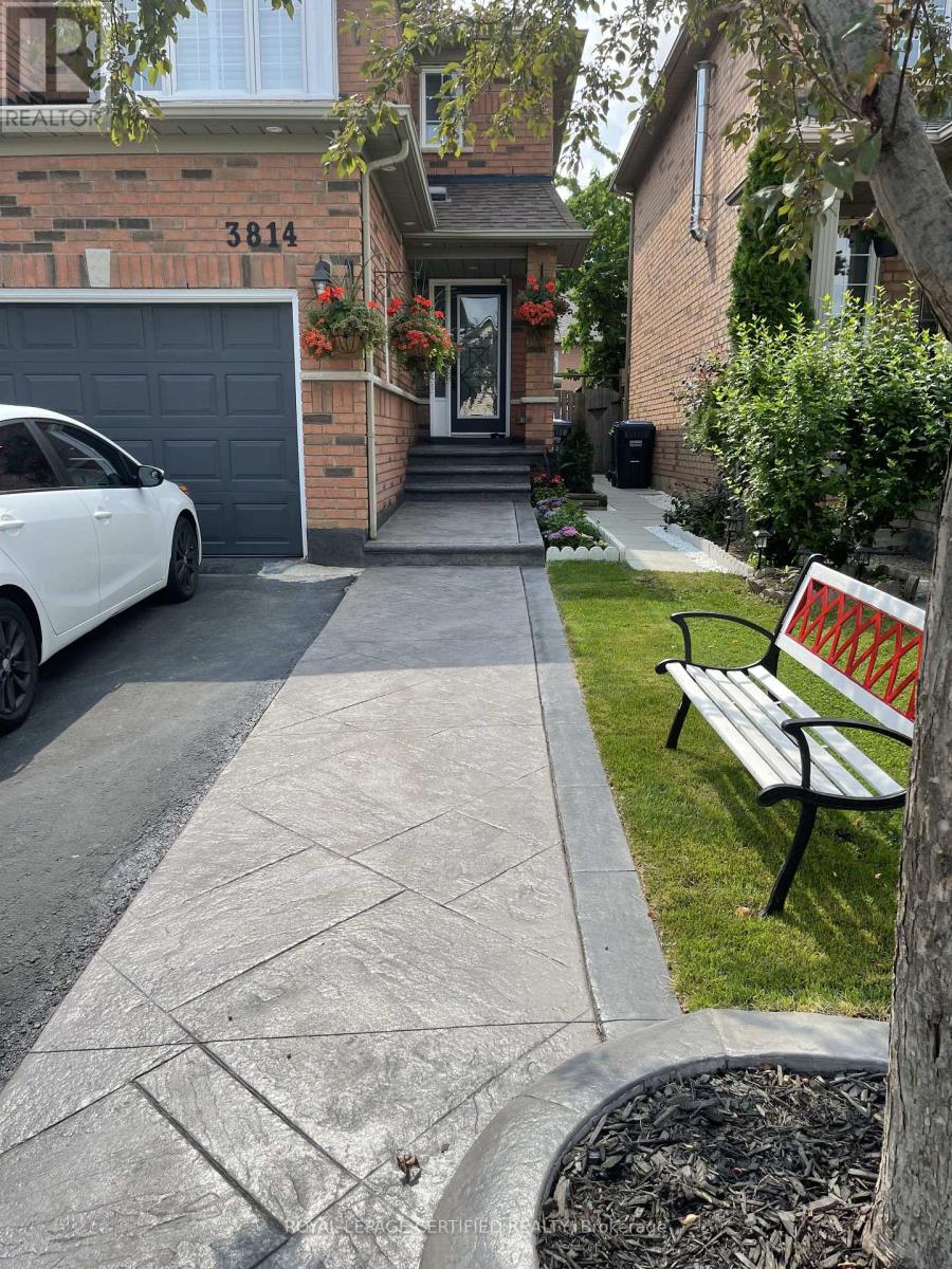 3814 Ridgepoint Way, Mississauga, Ontario  L5N 7T7 - Photo 45 - W12925700