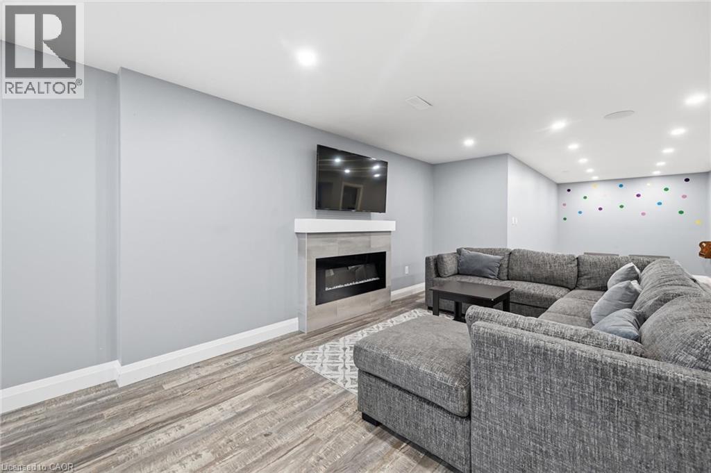 4 Harvard Court, Welland, Ontario  L3B 6E7 - Photo 32 - 40814939