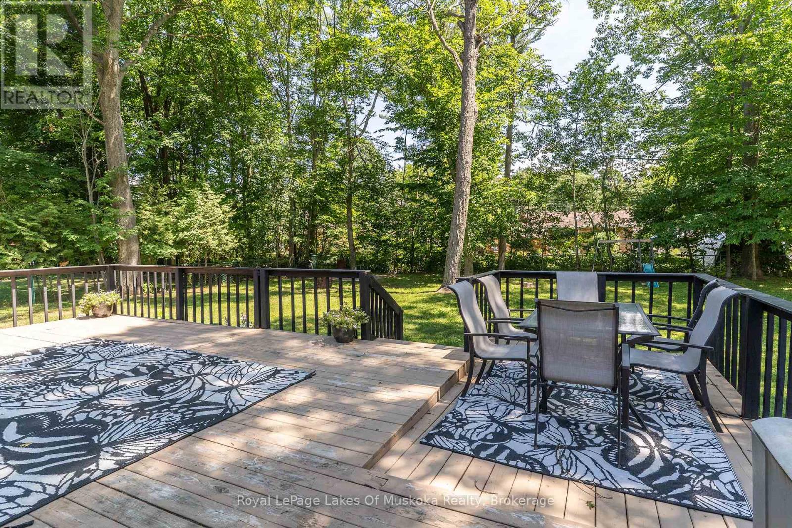 220 Alexander Street, Gravenhurst, Ontario  P1P 1A6 - Photo 42 - X12890846