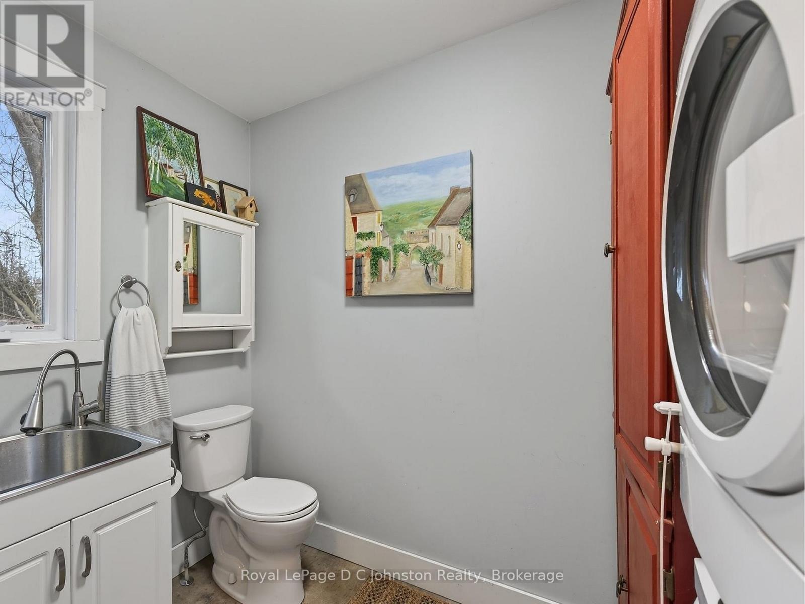 106 - 383 Mcnabb Street, Saugeen Shores, Ontario N0H 2L0 - Photo 33 - X12922358