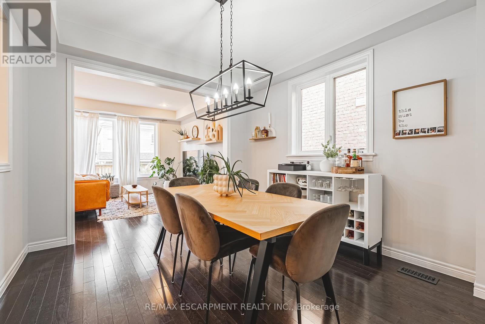 8 Matteo Trail, Hamilton, Ontario  L9B 0E8 - Photo 9 - X12925550