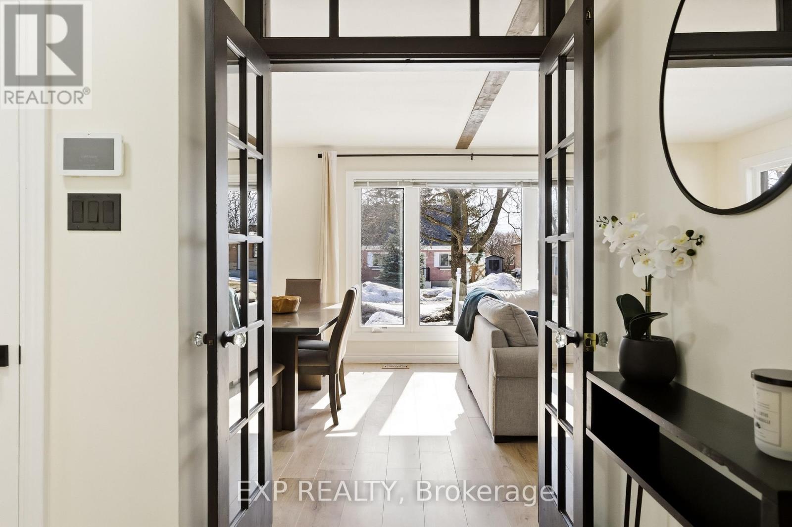 198 Shelbourne Street, Peterborough, Ontario  K9H 5K4 - Photo 6 - X12925552