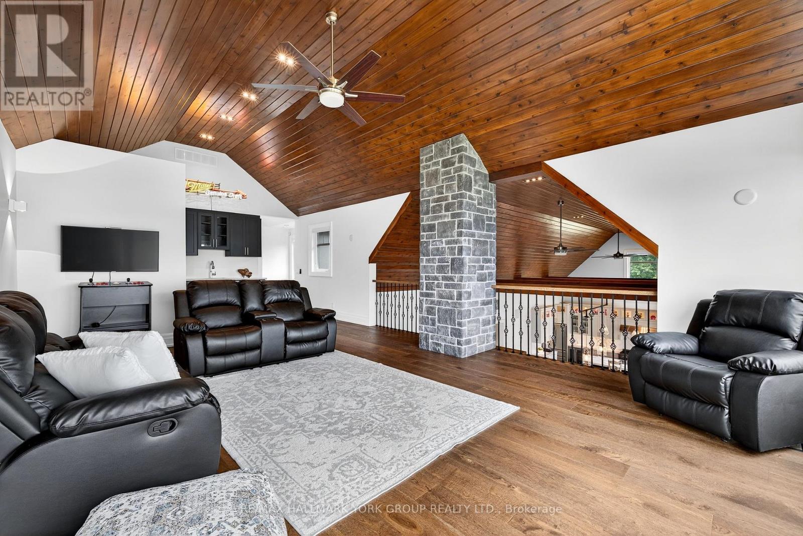 10 Grills Road, Kawartha Lakes, Ontario  K0M 2C0 - Photo 11 - X12925624