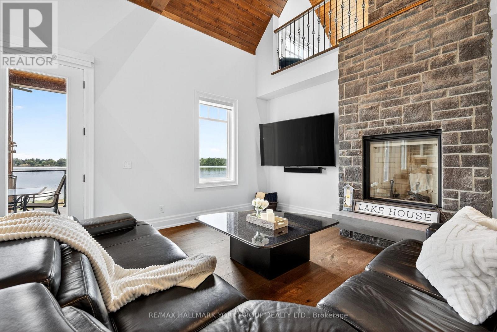 10 Grills Road, Kawartha Lakes, Ontario  K0M 2C0 - Photo 7 - X12925624