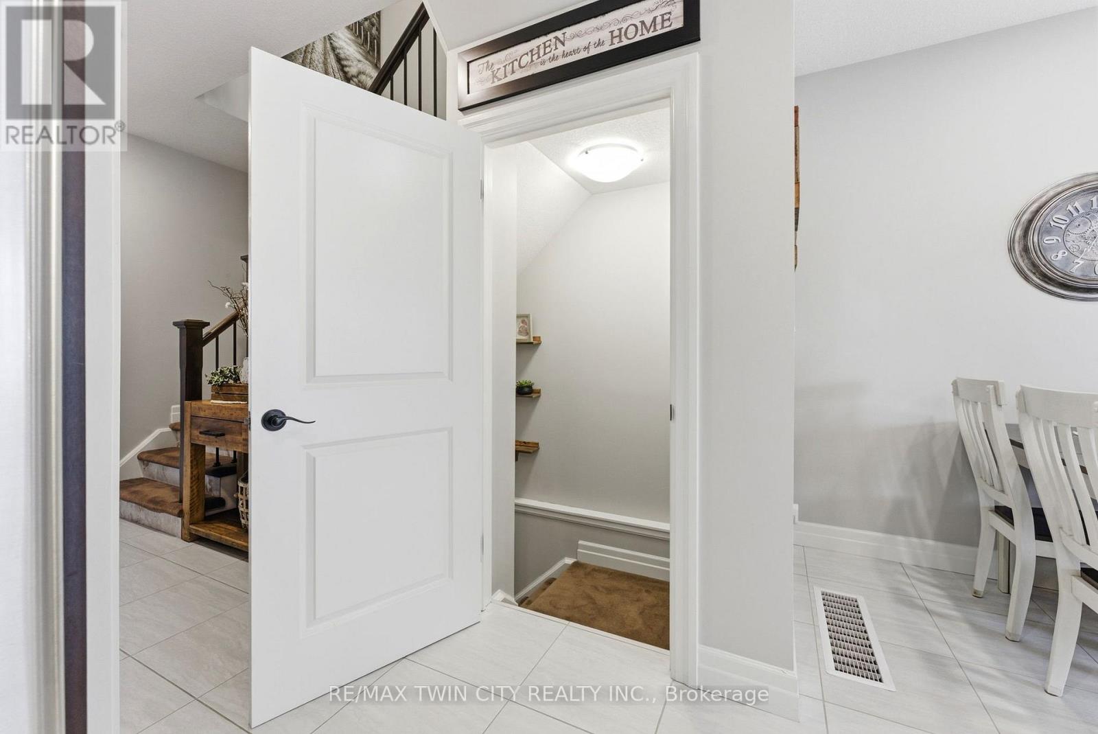 10 - 50 Bute Street, North Dumfries, Ontario N0B 1E0 - Photo 27 - X12925670