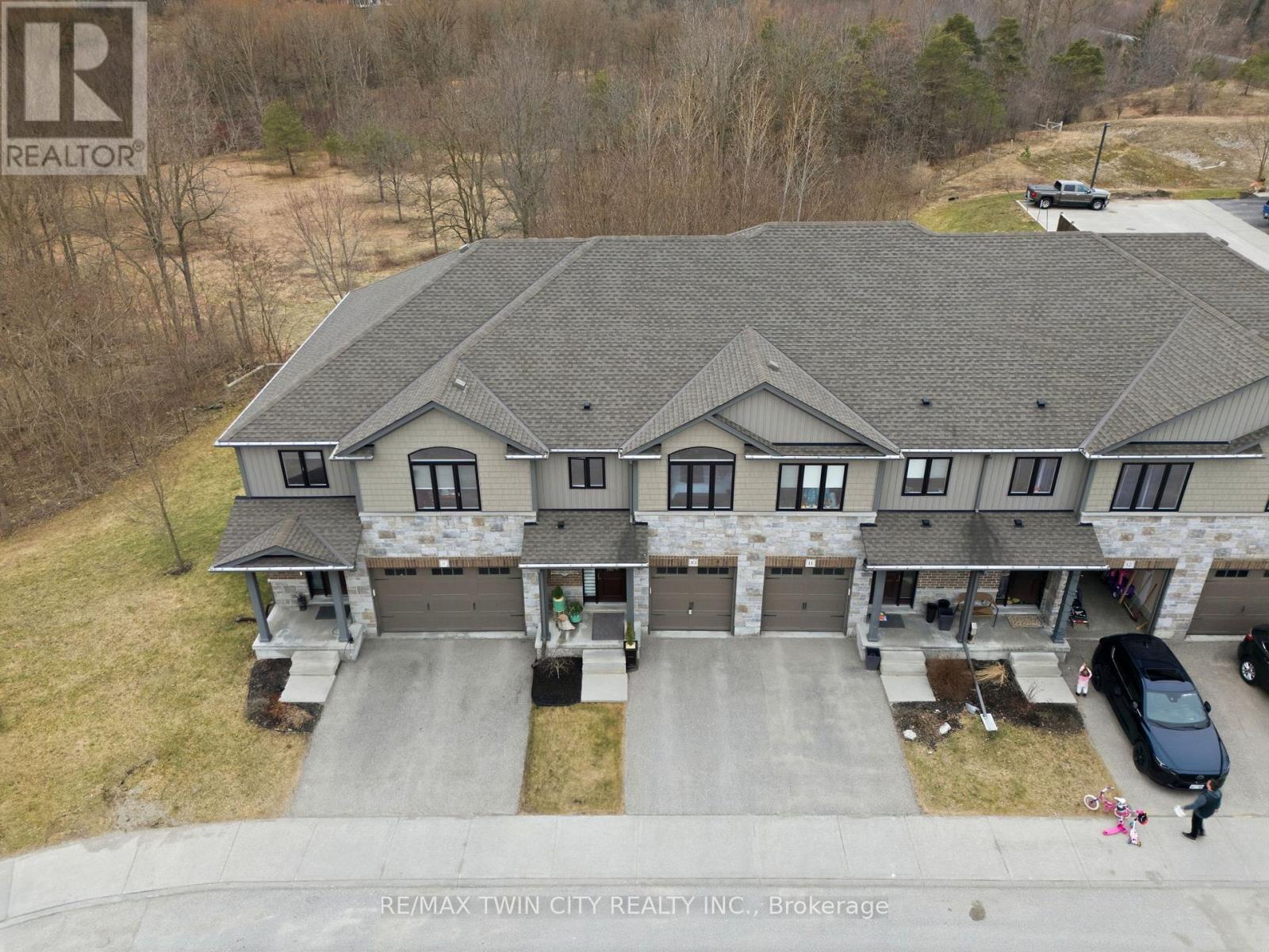 10 - 50 Bute Street, North Dumfries, Ontario N0B 1E0 - Photo 35 - X12925670