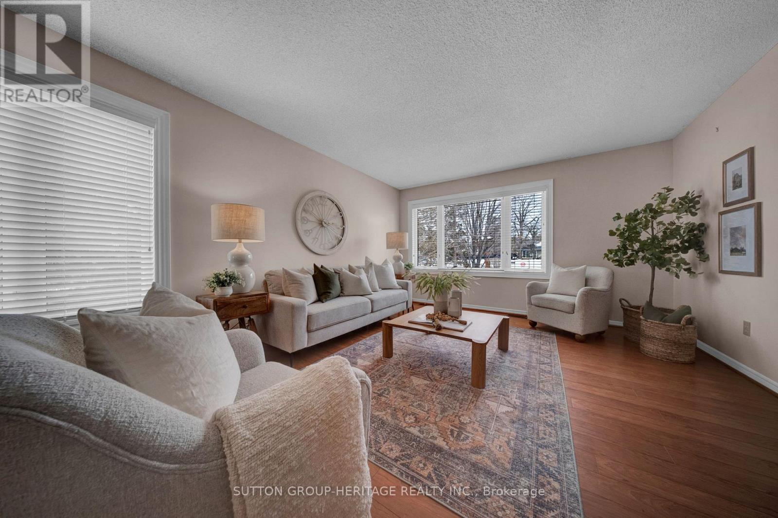 48 Cedartree Lane, Kawartha Lakes, Ontario  K0M 1A0 - Photo 5 - X12925674