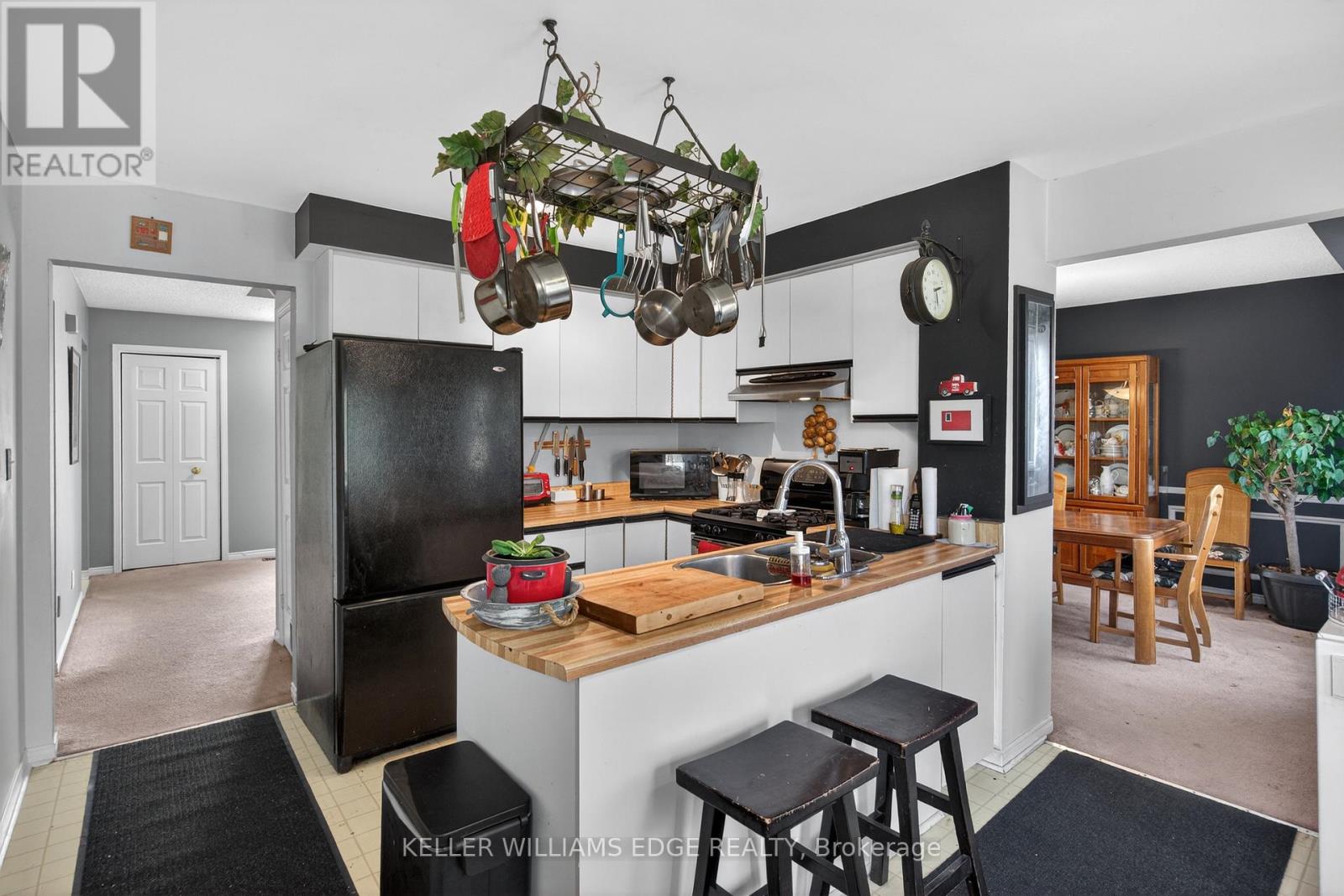 11 Giffin Road, Hamilton, Ontario  L9H 6S4 - Photo 13 - X12925688