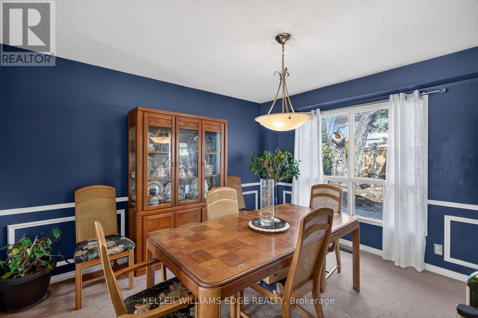 11 Giffin Road, Hamilton, Ontario  L9H 6S4 - Photo 9 - X12925688