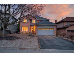 11 GIFFIN ROAD, Hamilton, Ontario