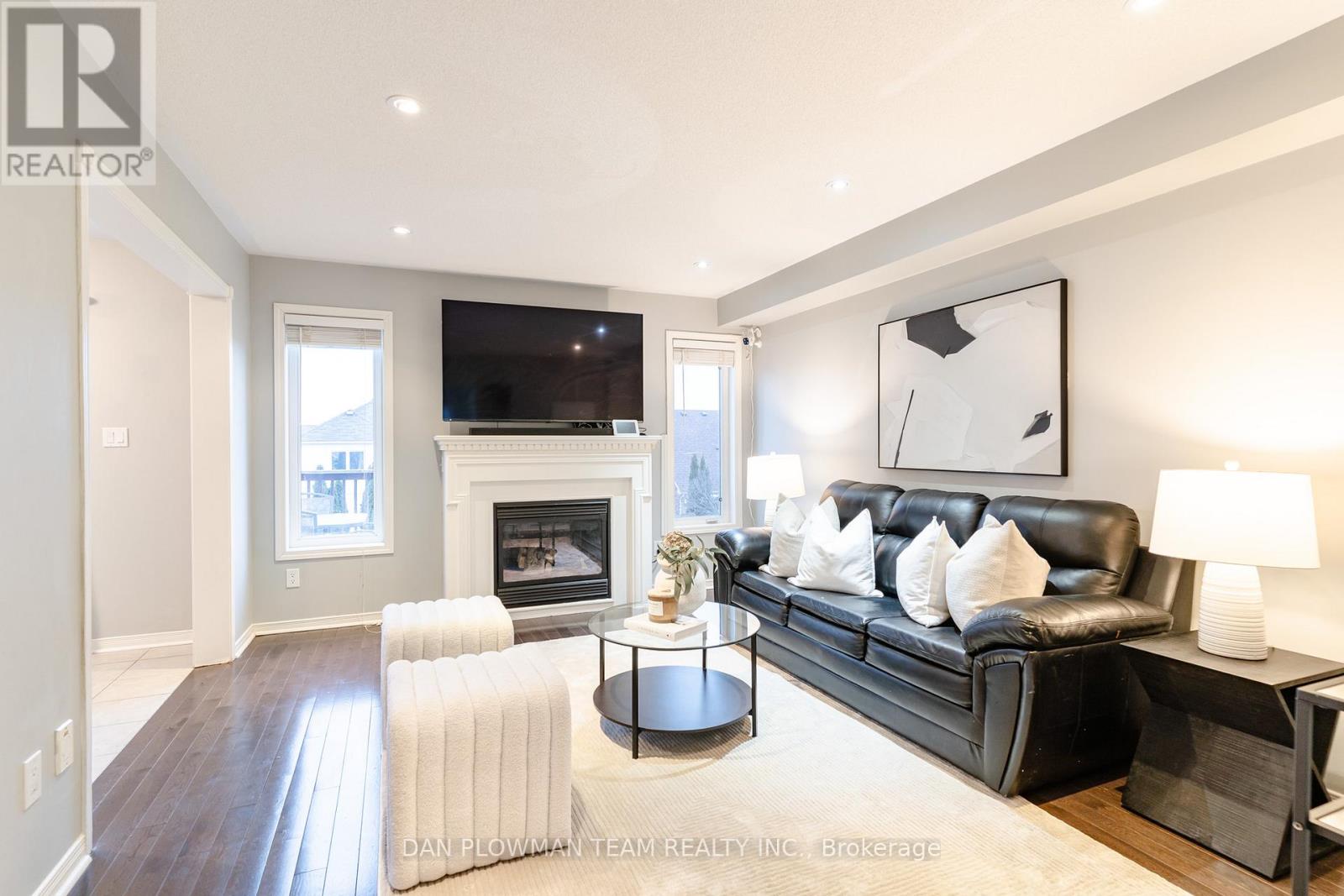 1203 Meath Drive, Oshawa, Ontario  L1K 0G5 - Photo 6 - E12924116