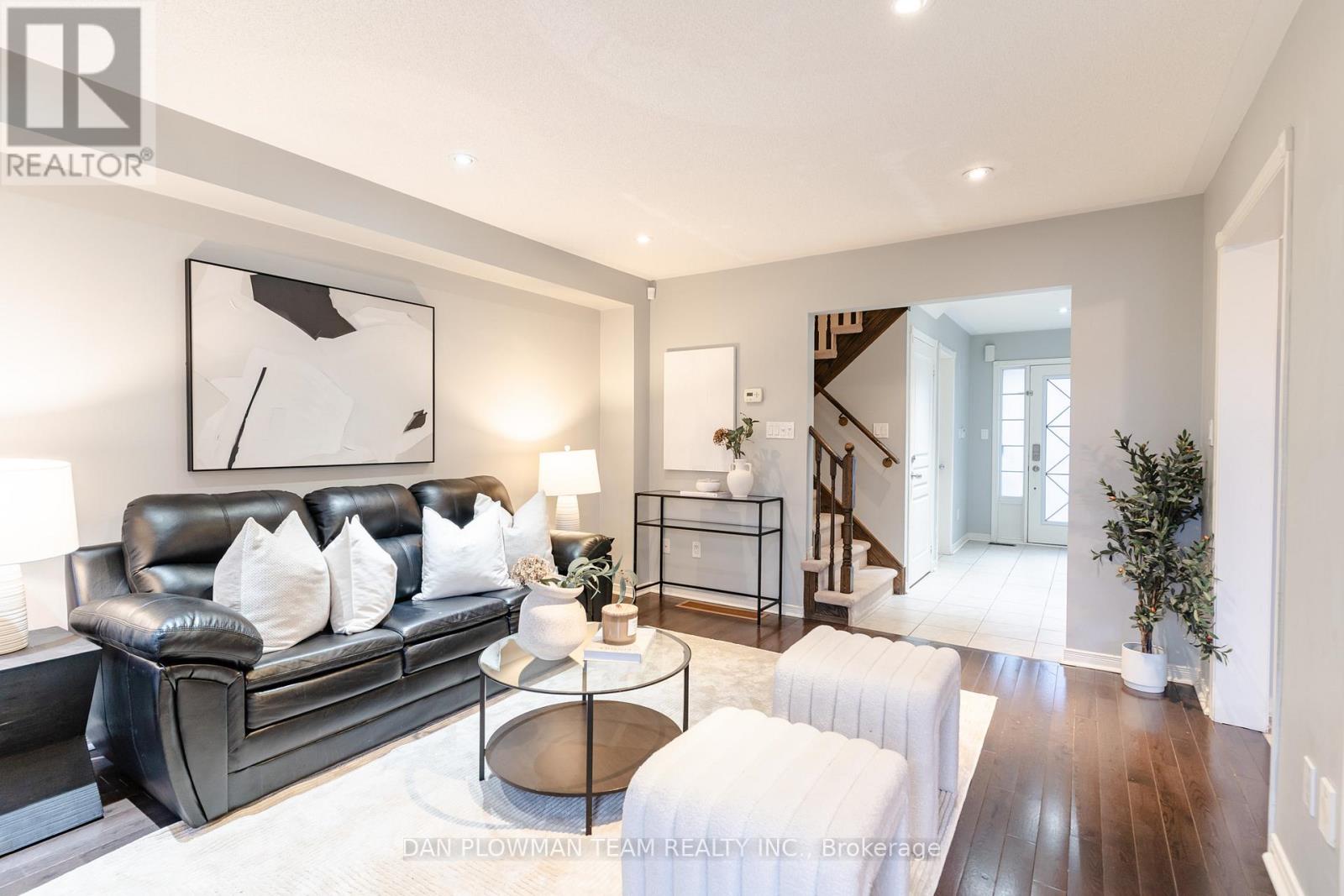 1203 Meath Drive, Oshawa, Ontario  L1K 0G5 - Photo 7 - E12924116