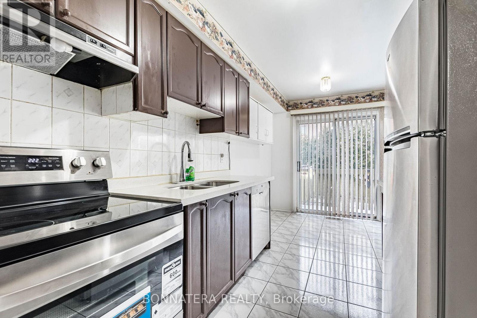 5359 Bullrush Drive, Mississauga, Ontario  L5V 2C1 - Photo 18 - W12911050