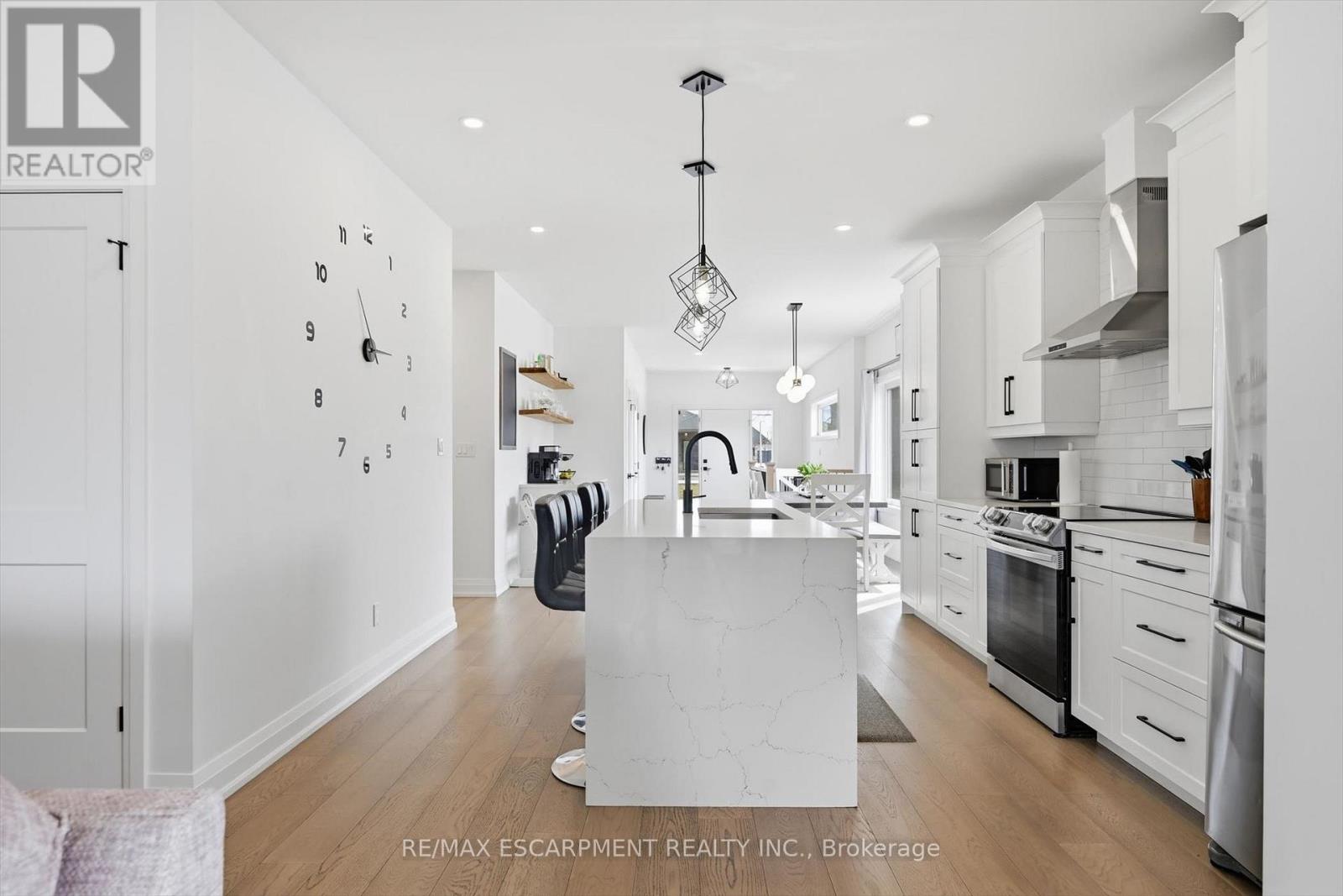 4 Harvard Court, Welland, Ontario  L3B 6E7 - Photo 13 - X12923188