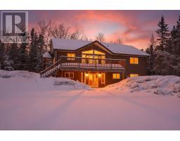 2040 Gus Wuori RD, Thunder Bay, Ontario