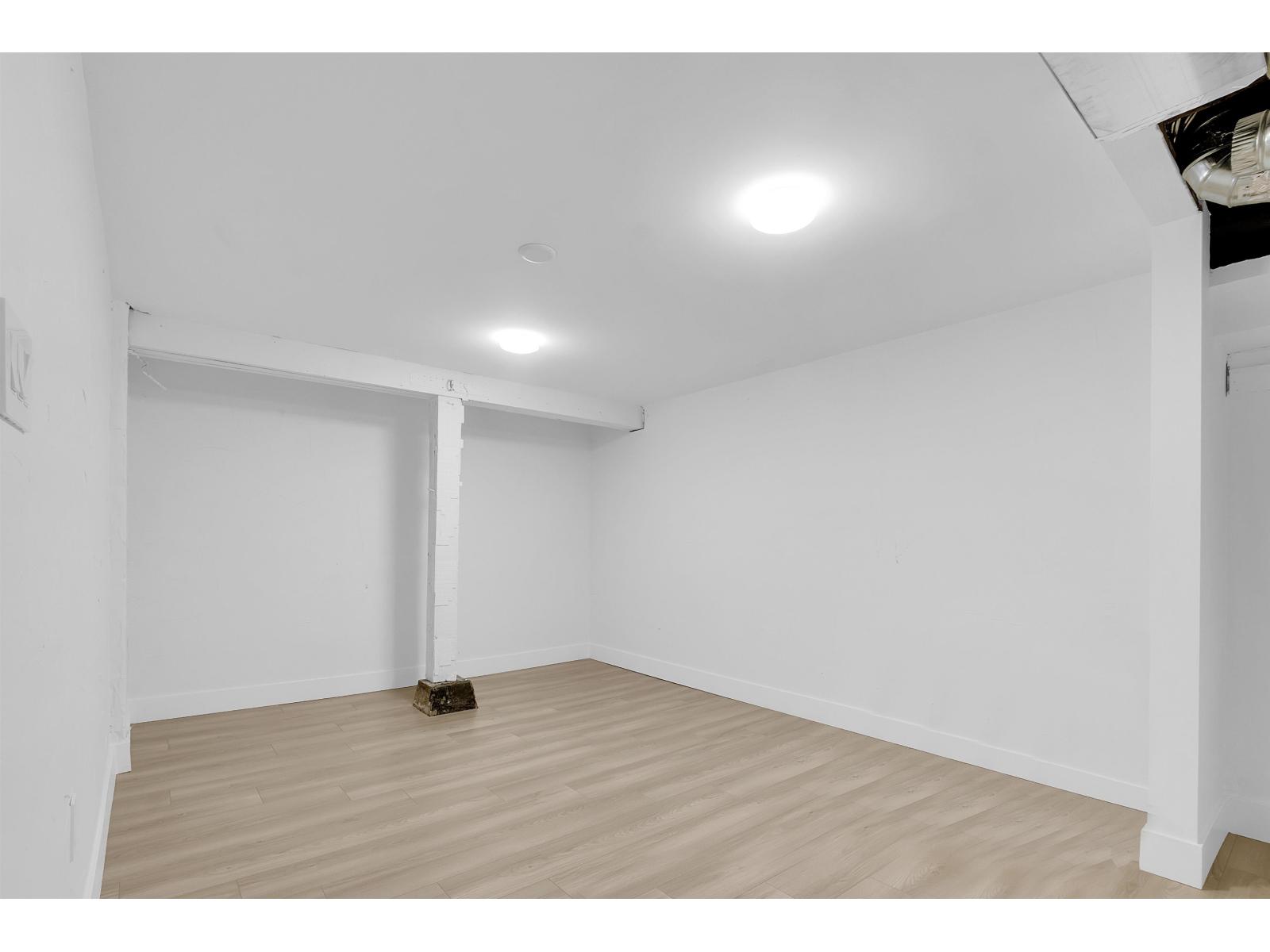 7489 Maple Street, Mission, British Columbia V2V 3N8 - Photo 15 - R3103677