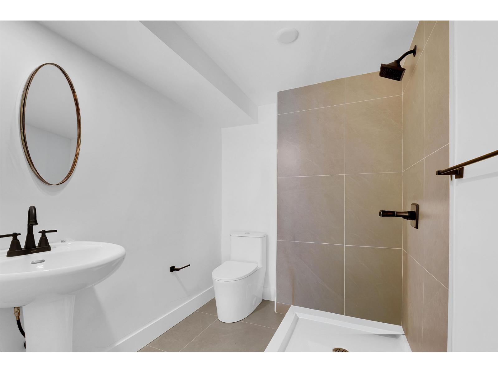 7489 Maple Street, Mission, British Columbia V2V 3N8 - Photo 14 - R3103677