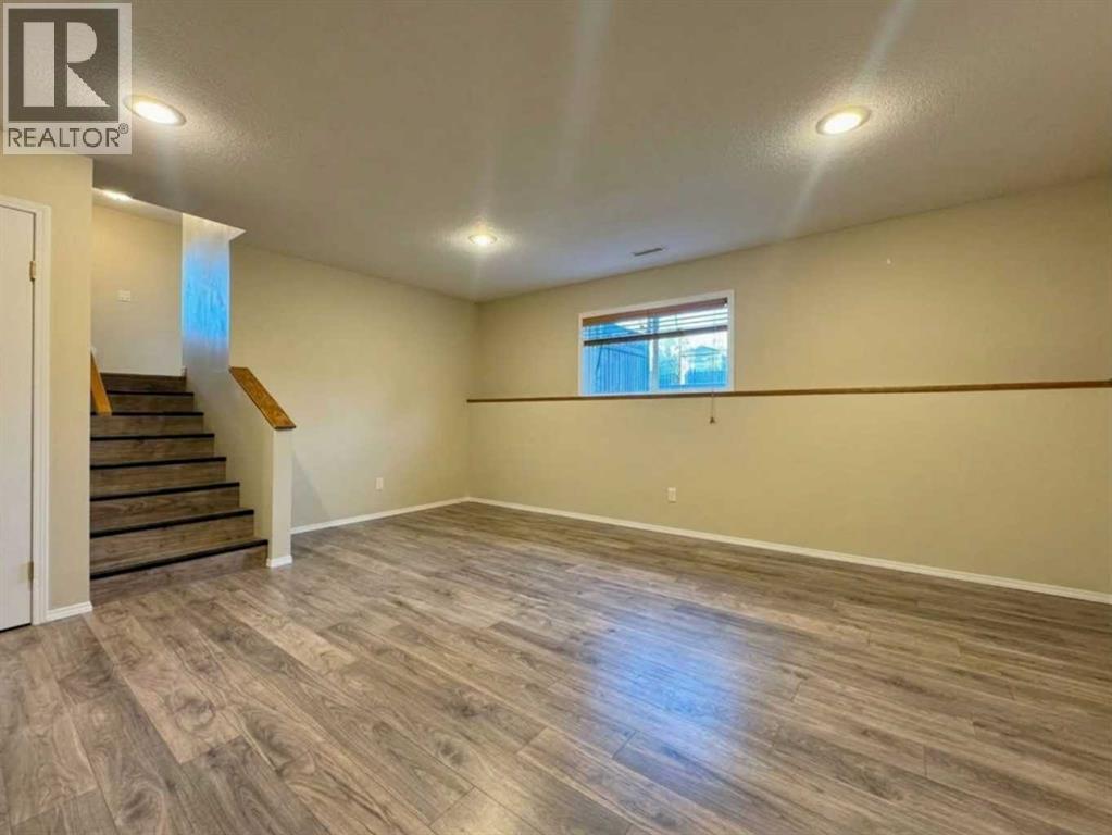 122 Mt Rundle Road W, Lethbridge, Alberta  T1K 7G1 - Photo 20 - A2289593