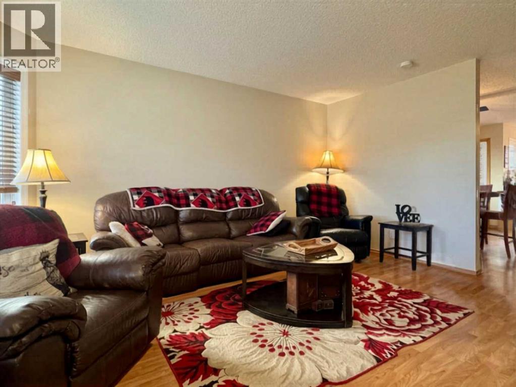 122 Mt Rundle Road W, Lethbridge, Alberta  T1K 7G1 - Photo 4 - A2289593