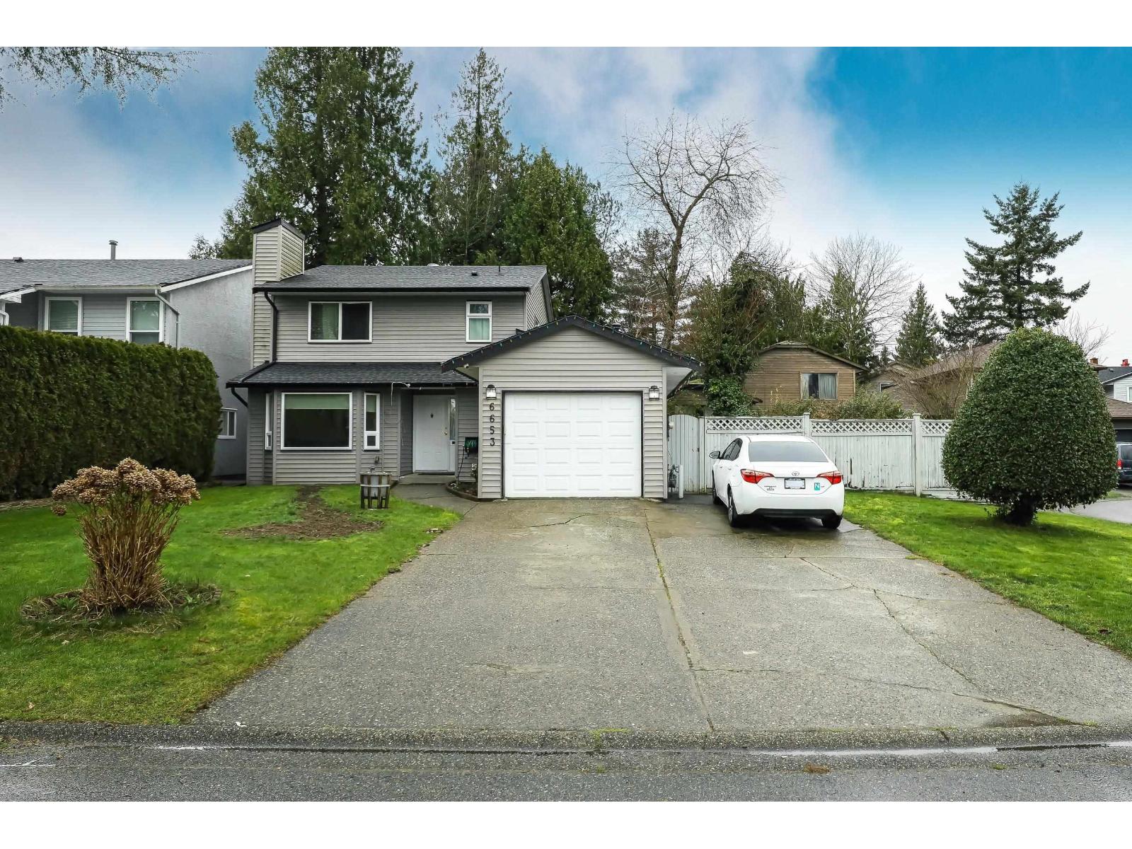 6653 130a Street, Surrey, British Columbia  V3W 8P5 - Photo 3 - R3103389