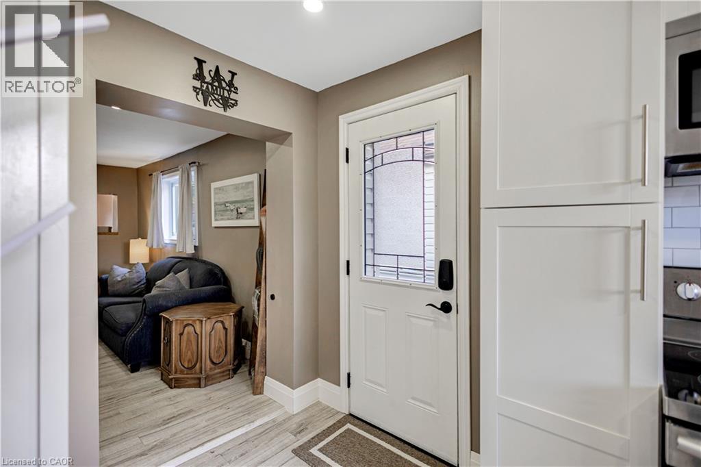 332 Vansitmart Avenue, Hamilton, Ontario  L8H 3B8 - Photo 4 - 40815448