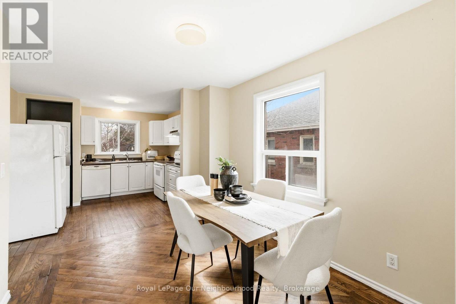 139 Central Pk Boulevard S, Oshawa, Ontario  L1H 5W6 - Photo 7 - E12924808