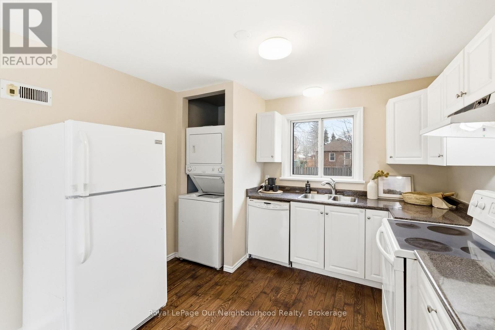 139 Central Pk Boulevard S, Oshawa, Ontario  L1H 5W6 - Photo 8 - E12924808