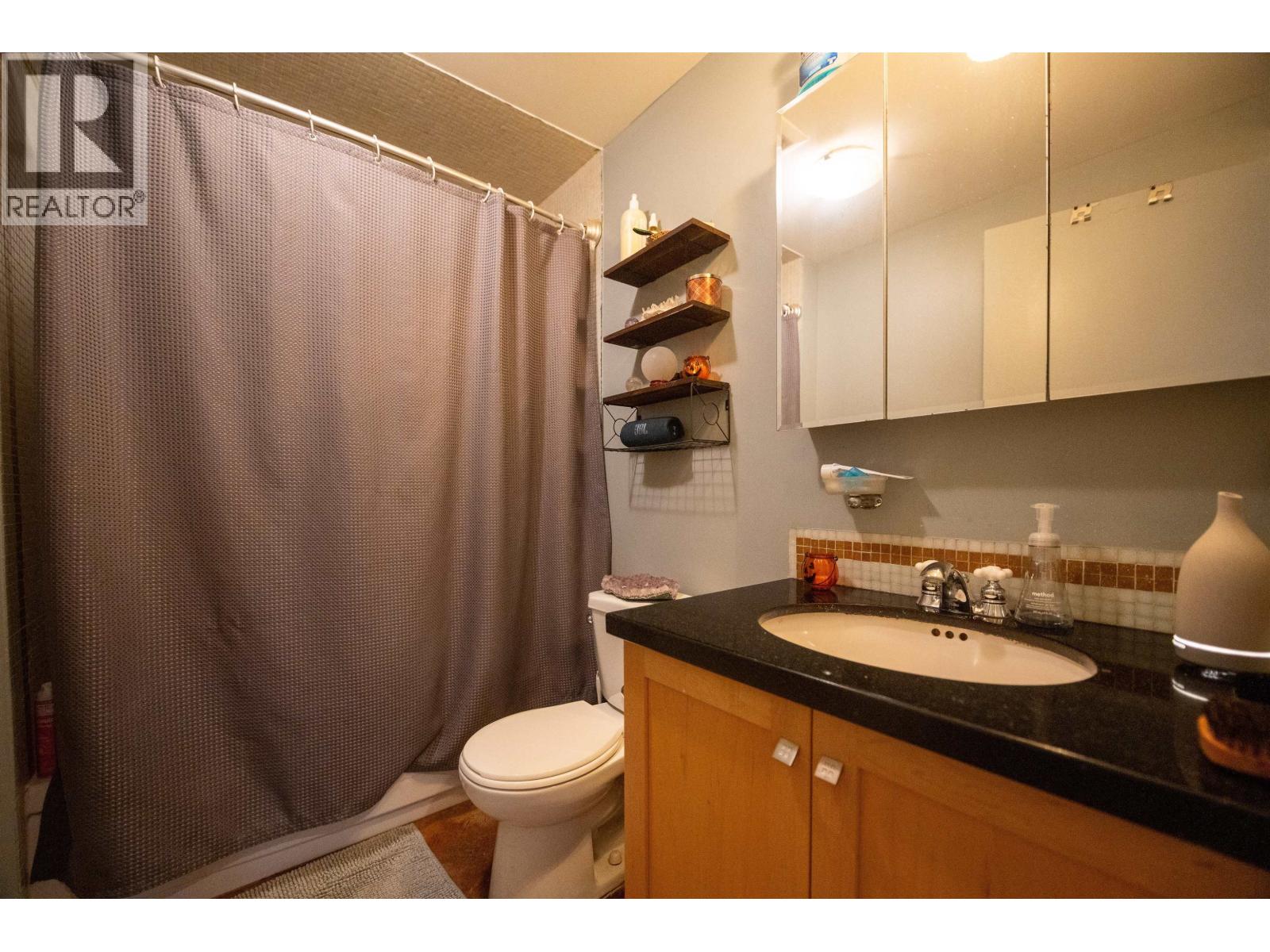 1119 Pendrell Street, Vancouver, British Columbia  V6E 1L3 - Photo 13 - R3103990