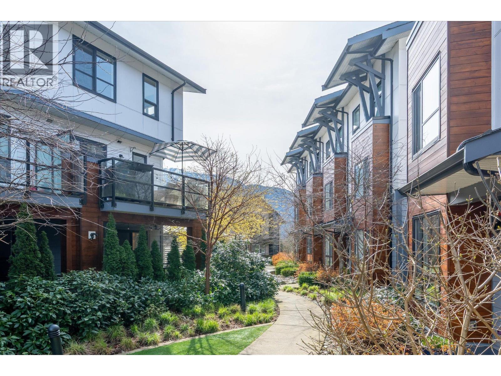 87 1188 Main Street, Squamish, British Columbia  V8B 0Z3 - Photo 37 - R3104004