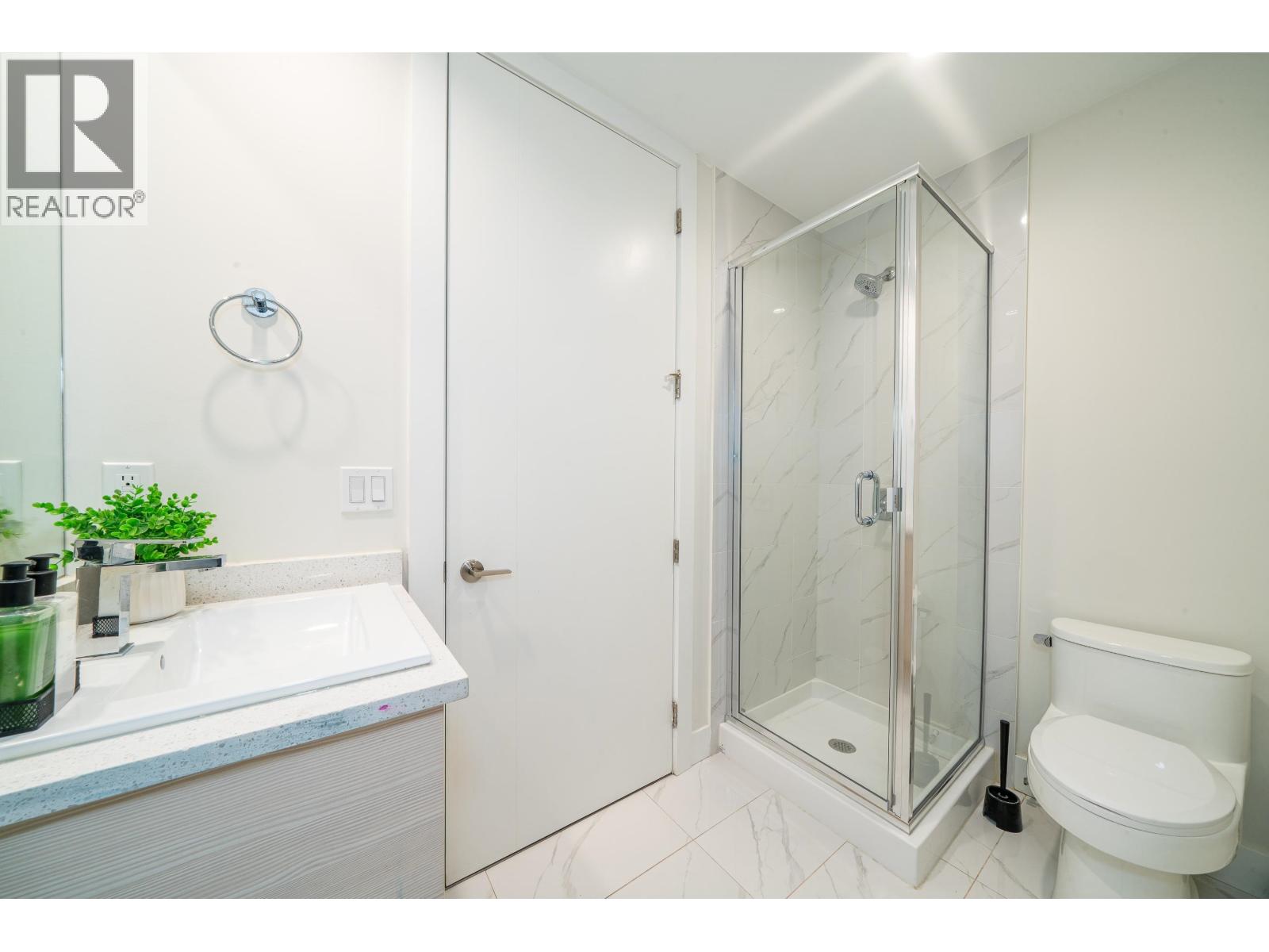 7261 E Sherbrooke Street, Vancouver, British Columbia  V5X 1T7 - Photo 17 - R3104007