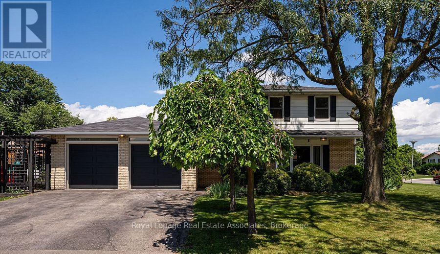 1 ESPLANADE ROAD, Brampton, Ontario