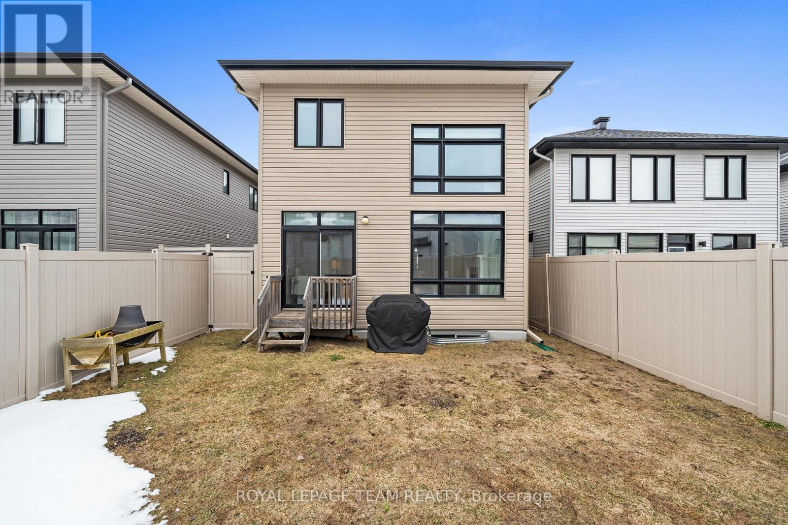 539 Honeylocust Avenue, Ottawa, Ontario  K2V 0L8 - Photo 44 - X12925614