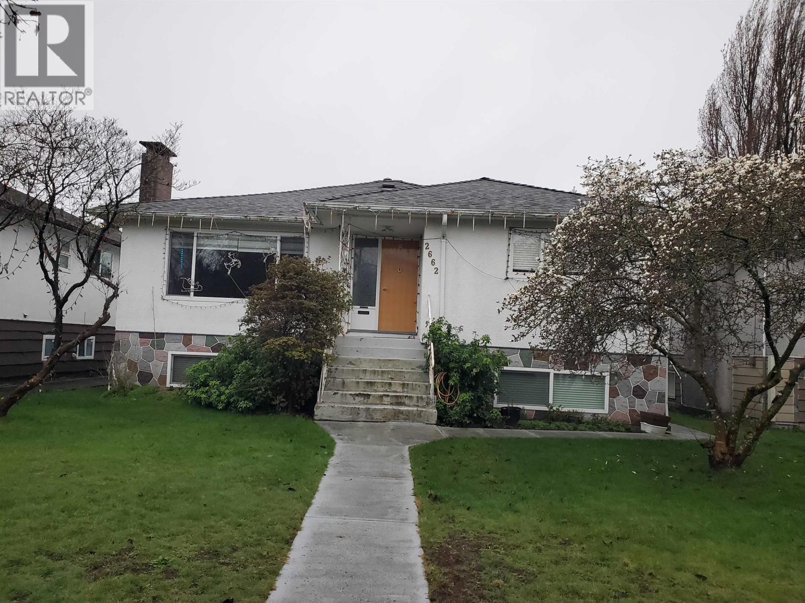 2662 E 49th Avenue, Vancouver, British Columbia  V5S 1J7 - Photo 1 - R3103995
