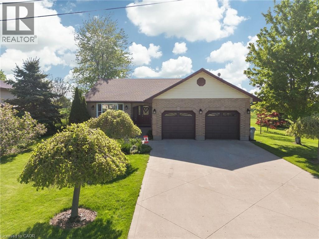 34381 DENFIELD Road, Clandeboye, Ontario