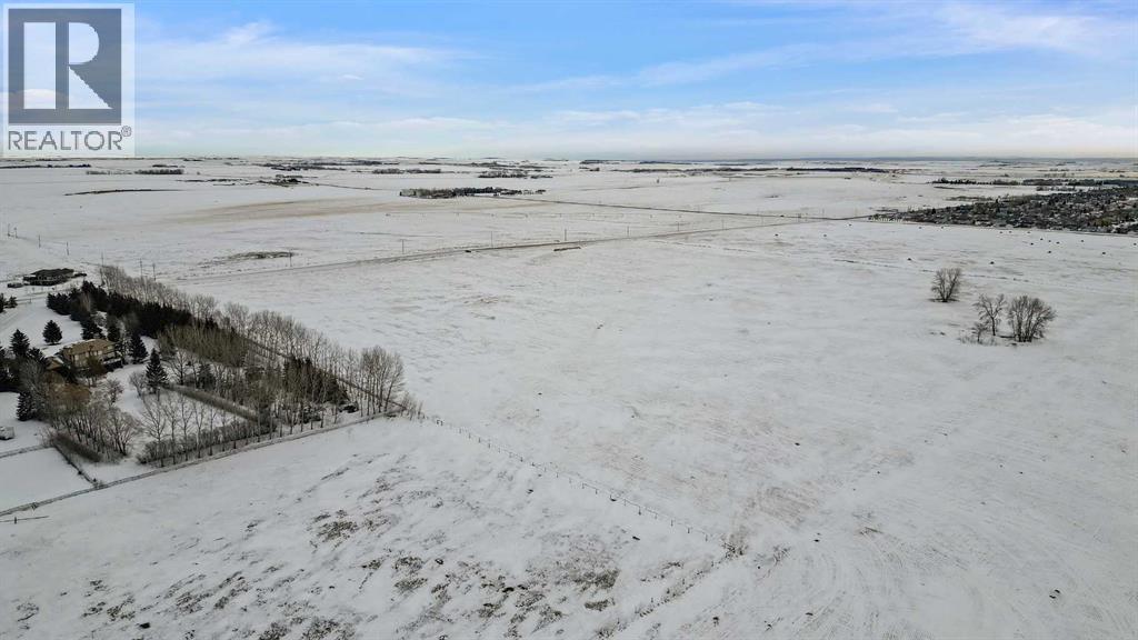 4;25;24;26 Ne Range Road 251, Rural Wheatland County, Alberta  T1P 0P1 - Photo 3 - A2289406