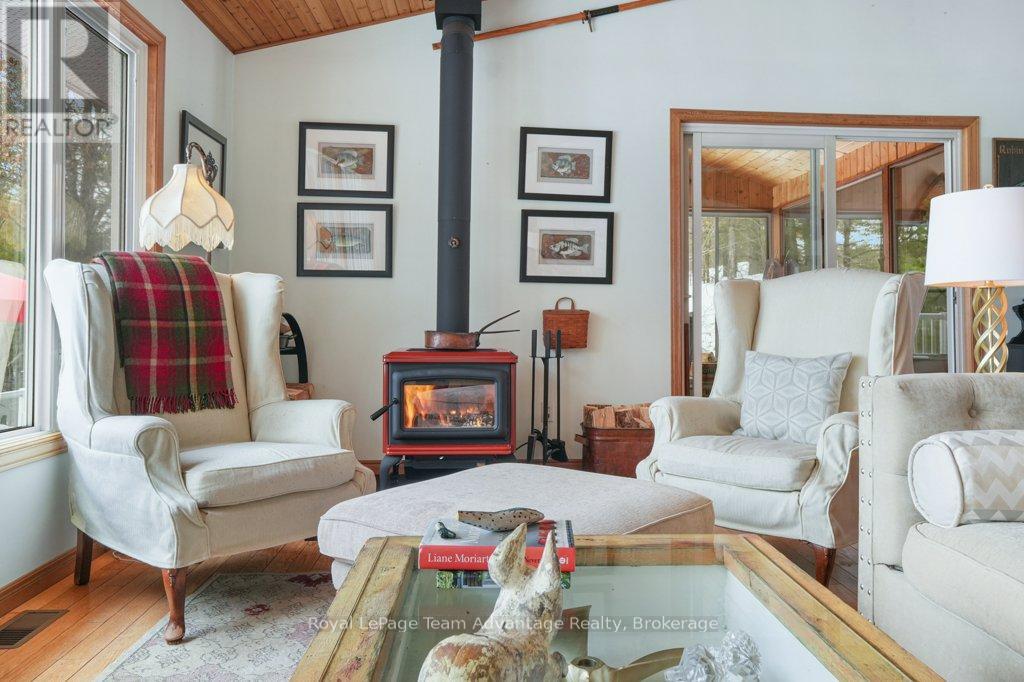 10 3rd Concession Road, Carling, Ontario  P0G 1G0 - Photo 8 - X12925790