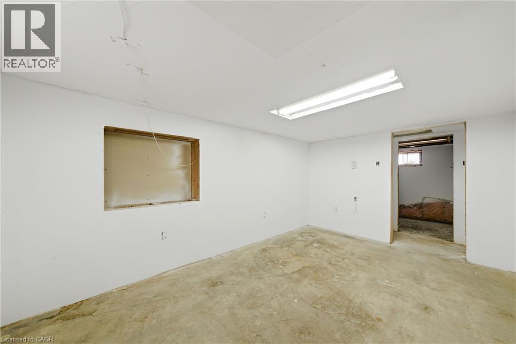 203 Brock Street, Brantford, Ontario  N3S 5W8 - Photo 23 - 40815400