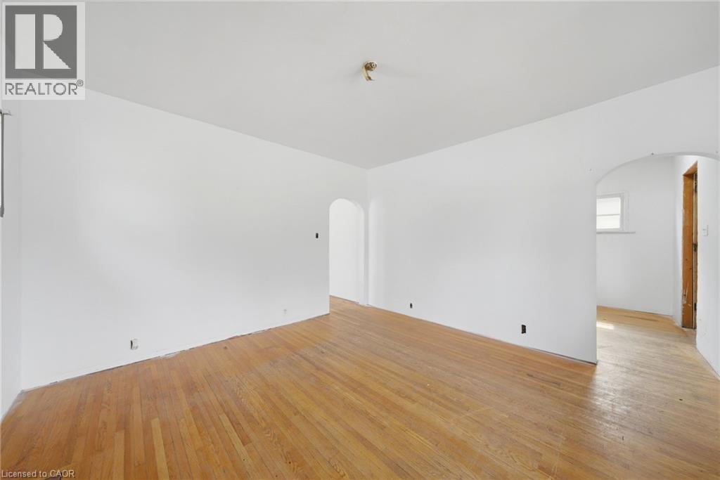 203 Brock Street, Brantford, Ontario  N3S 5W8 - Photo 7 - 40815400