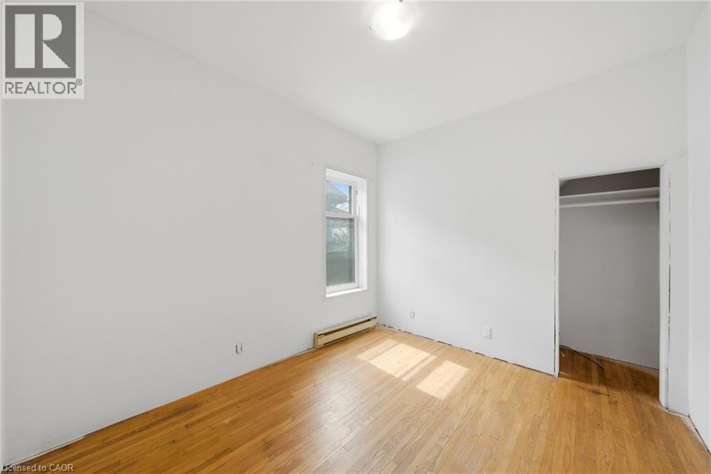 203 Brock Street, Brantford, Ontario  N3S 5W8 - Photo 17 - 40815400