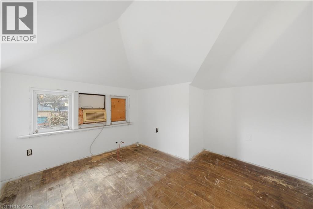 203 Brock Street, Brantford, Ontario  N3S 5W8 - Photo 18 - 40815400