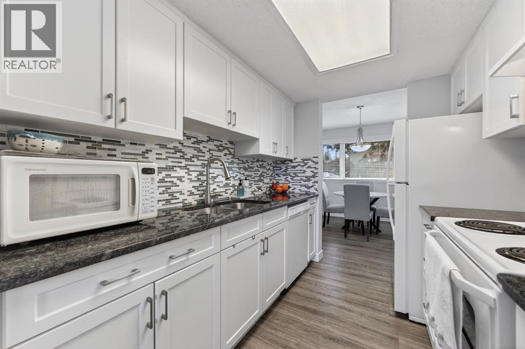 51, 2300 Oakmoor Drive SW, Calgary, Alberta  T2V 4N7 - Photo 7 - A2294910